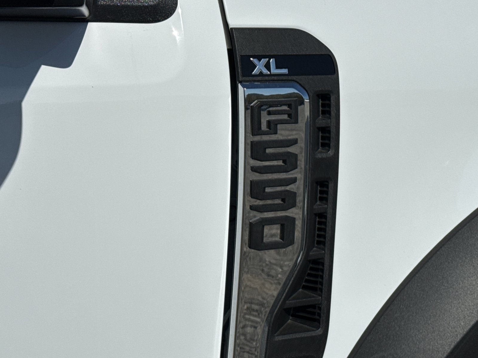 New 2026 Ford F550 4x4 Regular Cab Super Duty image 23