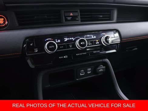 Used 2024 Honda Pilot TrailSport image 6