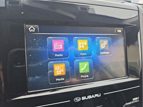 Used 2018 Subaru Crosstrek 2.0i Premium w/ Eyesight System image 24