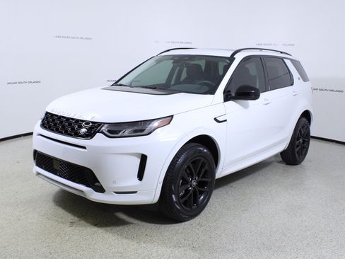 Used 2025 Land Rover Discovery Sport S AWD/4WD image 4