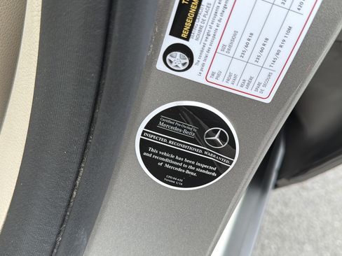 Certified 2022 Mercedes-Benz GLC 300 4MATIC image 31