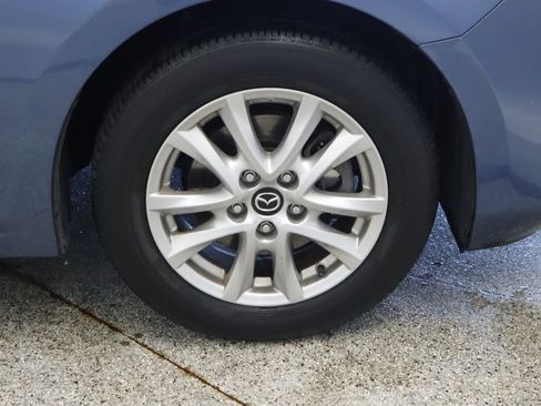 Used 2017 MAZDA MAZDA3 Sport FWD image 19