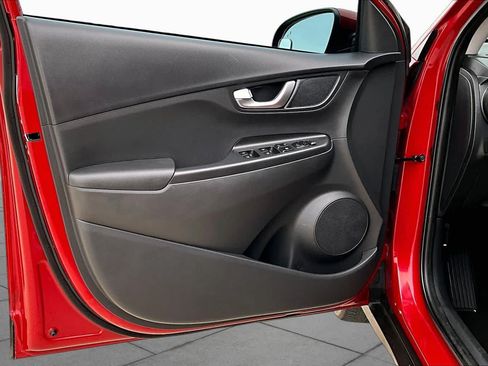 Certified 2022 Hyundai Kona SEL w/ Convenience Package FWD image 22