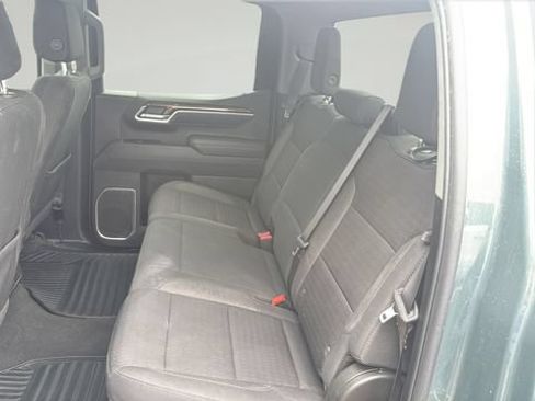 Used 2025 Chevrolet Silverado 1500 LT AWD/4WD image 37