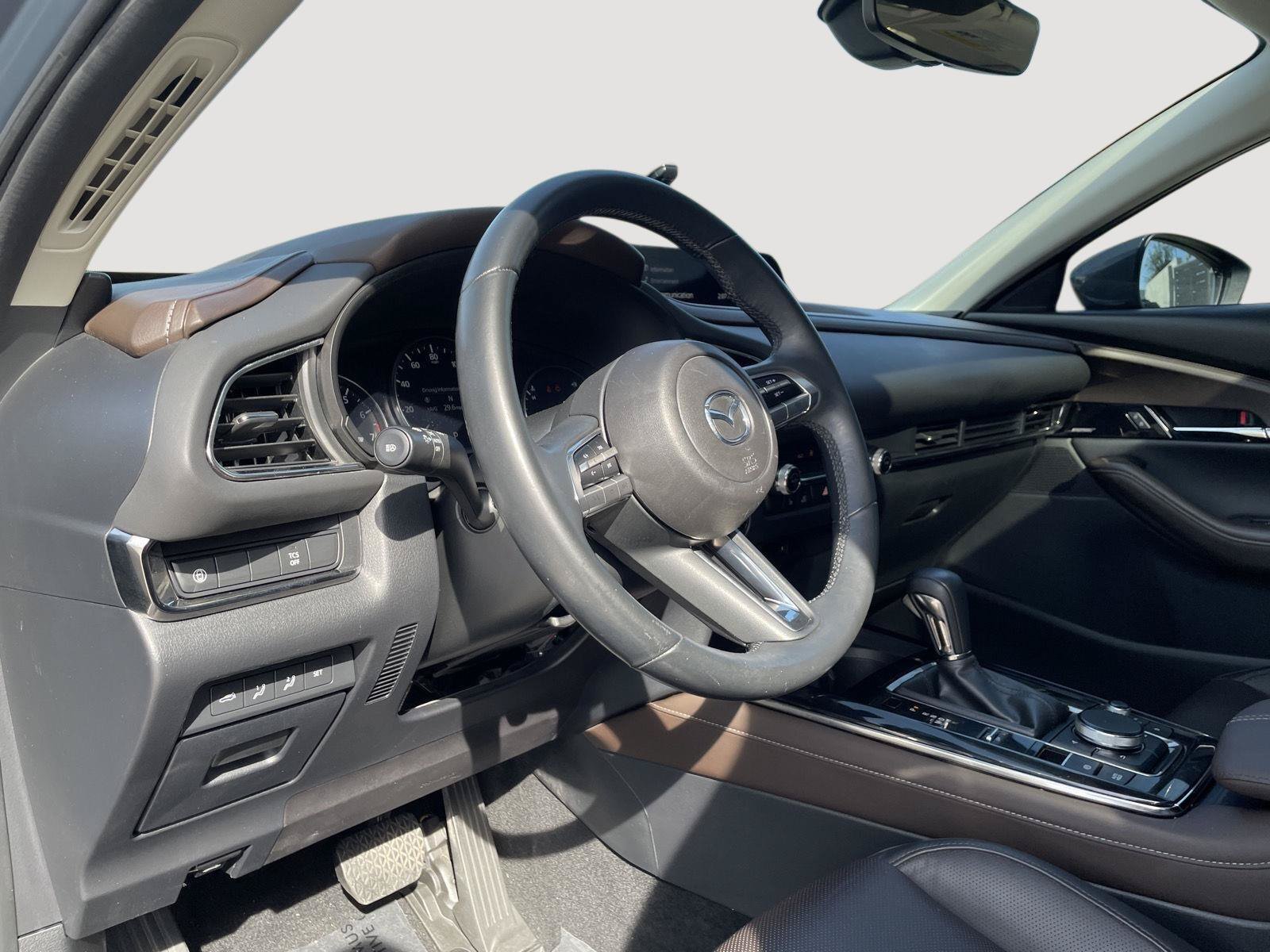 Used 2020 MAZDA CX-30 FWD w/ Premium Package image 21