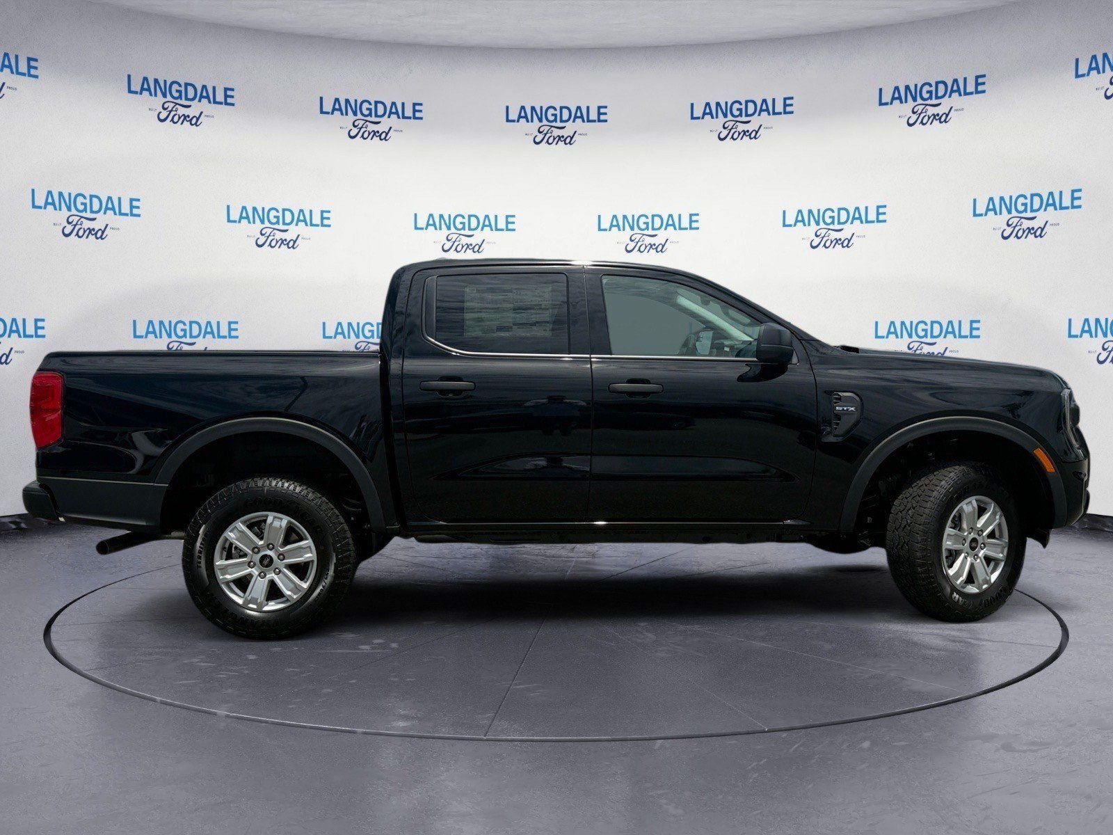 New 2026 Ford Ranger XL w/ Trailer Tow Package RWD image 3