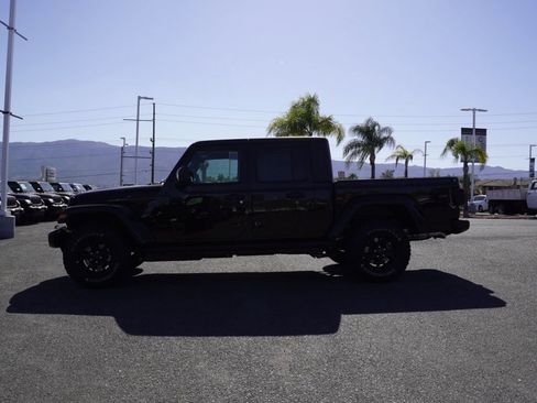 New 2026 Jeep Gladiator Willys image 7