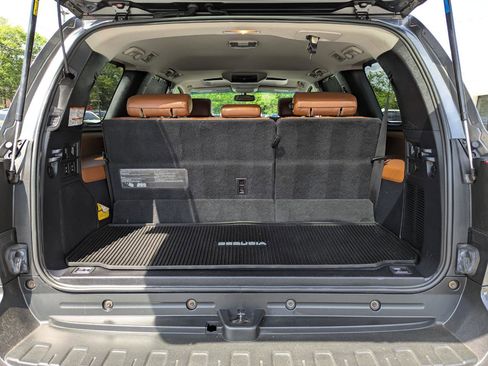 Used 2017 Toyota Sequoia Platinum AWD/4WD image 51
