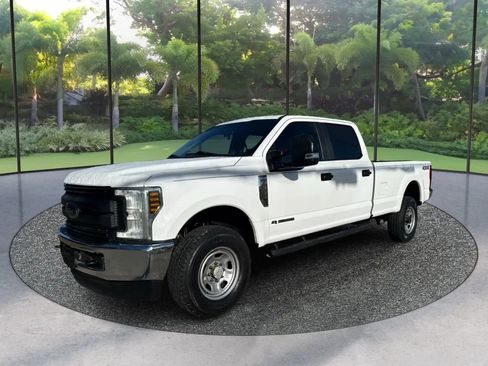 Used 2018 Ford F350 XL w/ Power Equipment Group AWD/4WD image 1