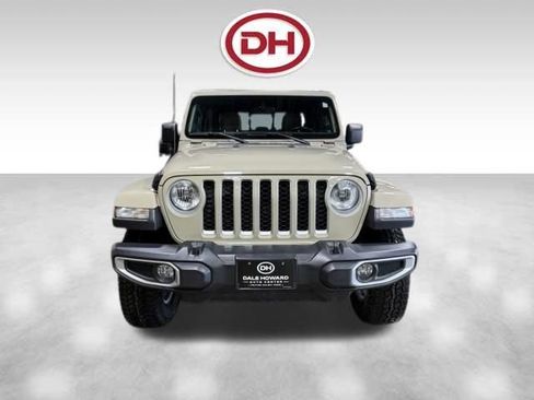 Used 2020 Jeep Gladiator Overland w/ Popular Equipment Package AWD/4WD image 7