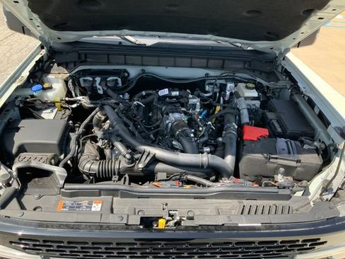 Used 2022 Ford Bronco Wildtrak AWD/4WD image 12