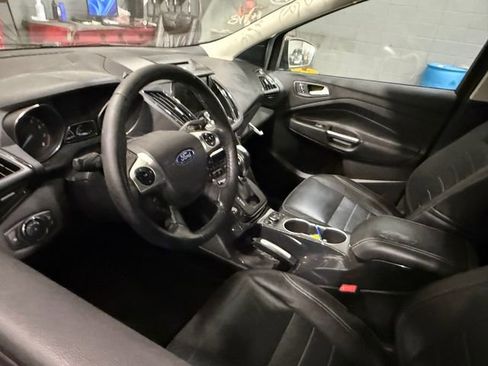 Used 2014 Ford Escape Titanium w/ Equipment Group 401A image 9