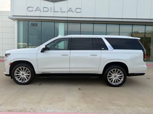 Used 2024 Cadillac Escalade ESV Premium Luxury w/ LPO, Floor Liner Package AWD/4WD image 2