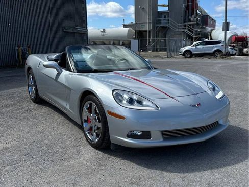 Used 2009 Chevrolet Corvette Convertible w/ Preferred Equipment Group RWD image 3