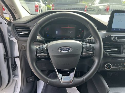 Used 2024 Ford Escape Active AWD/4WD image 18