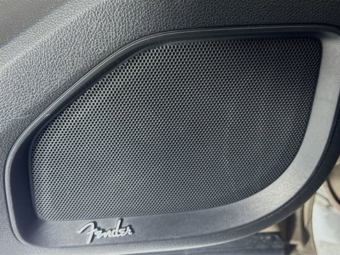 Used 2021 Nissan Titan PRO-4X w/ Pro-4x Convenience Package image 22