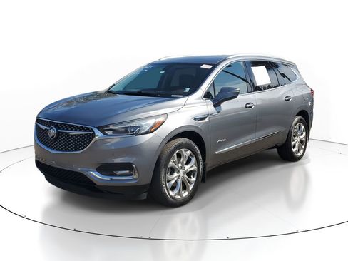 Used 2019 Buick Enclave Avenir image 8