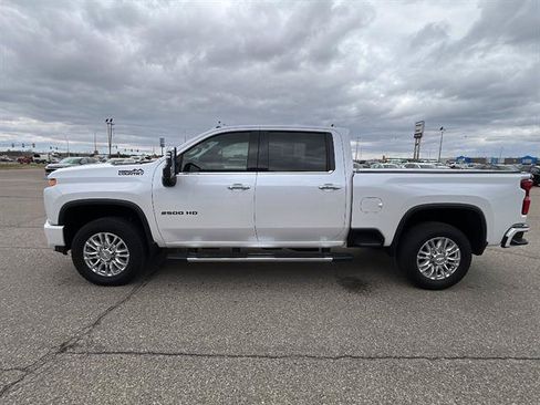 Used 2020 Chevrolet Silverado 2500 High Country w/ Z71 Off-Road Package AWD/4WD image 6