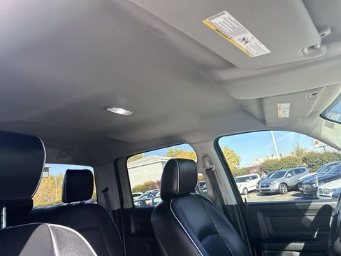 Used 2018 RAM 2500 Tradesman w/ Chrome Appearance Group image 23