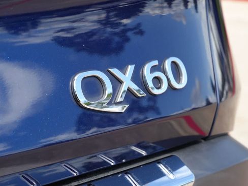 Certified 2023 INFINITI QX60 Luxe w/ Cargo Package AWD/4WD image 18