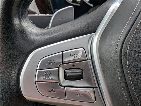 Used 2019 BMW 750i xDrive w/ Executive Package image 17