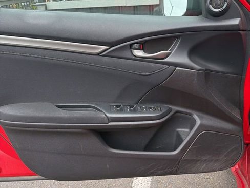 Used 2019 Honda Civic EX image 7