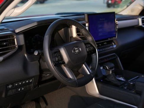 Used 2024 Toyota Tundra Limited image 7