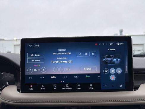 Certified 2022 Lincoln Nautilus Reserve w/ Equipment Group 201A image 23