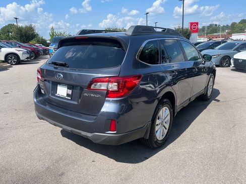 Used 2015 Subaru Outback 2.5i Premium AWD/4WD image 6