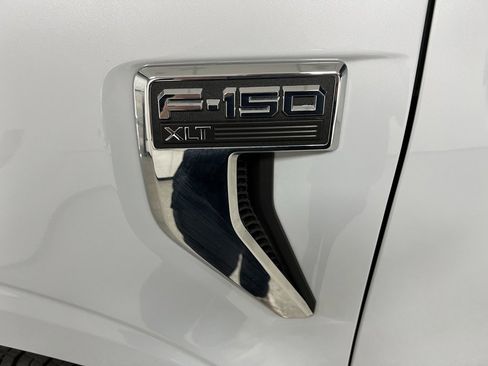 Used 2022 Ford F150 XLT w/ Trailer Tow Package image 16