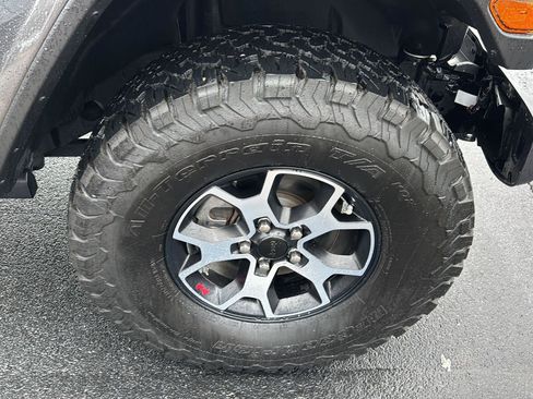 Used 2021 Jeep Wrangler Unlimited Rubicon image 33