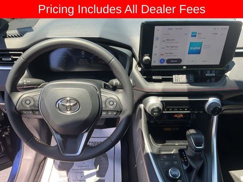 Used 2025 Toyota RAV4 XSE AWD/4WD image 6