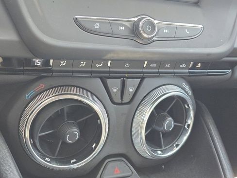 Used 2017 Chevrolet Camaro LT RWD image 28