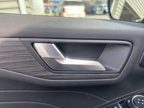 New 2026 Ford Escape Platinum w/ Premium Technology Package AWD/4WD image 12