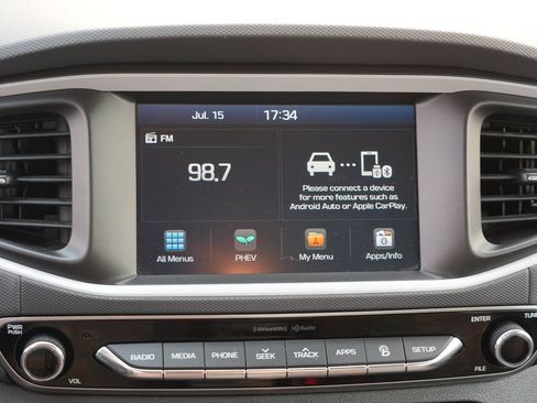 Used 2019 Hyundai Ioniq Plug-In Hybrid FWD image 22