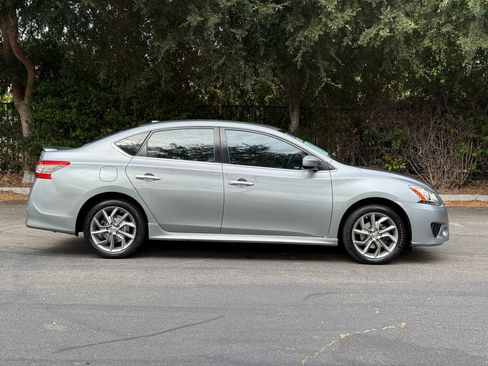 Used 2013 Nissan Sentra SR w/ Driver Pkg FWD image 6