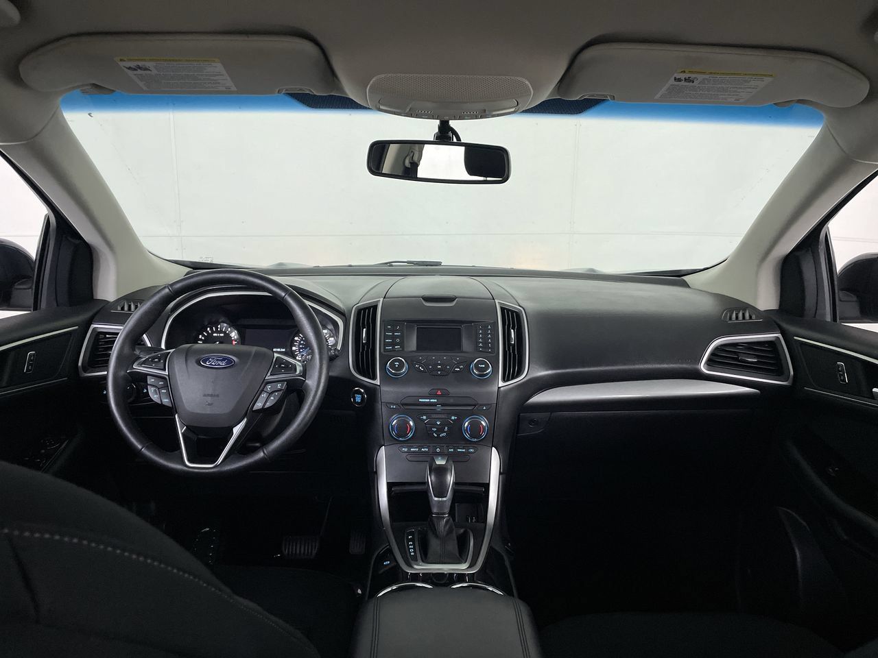 Used 2018 Ford Edge SEL w/ Class II Trailer Tow Package AWD/4WD image 27