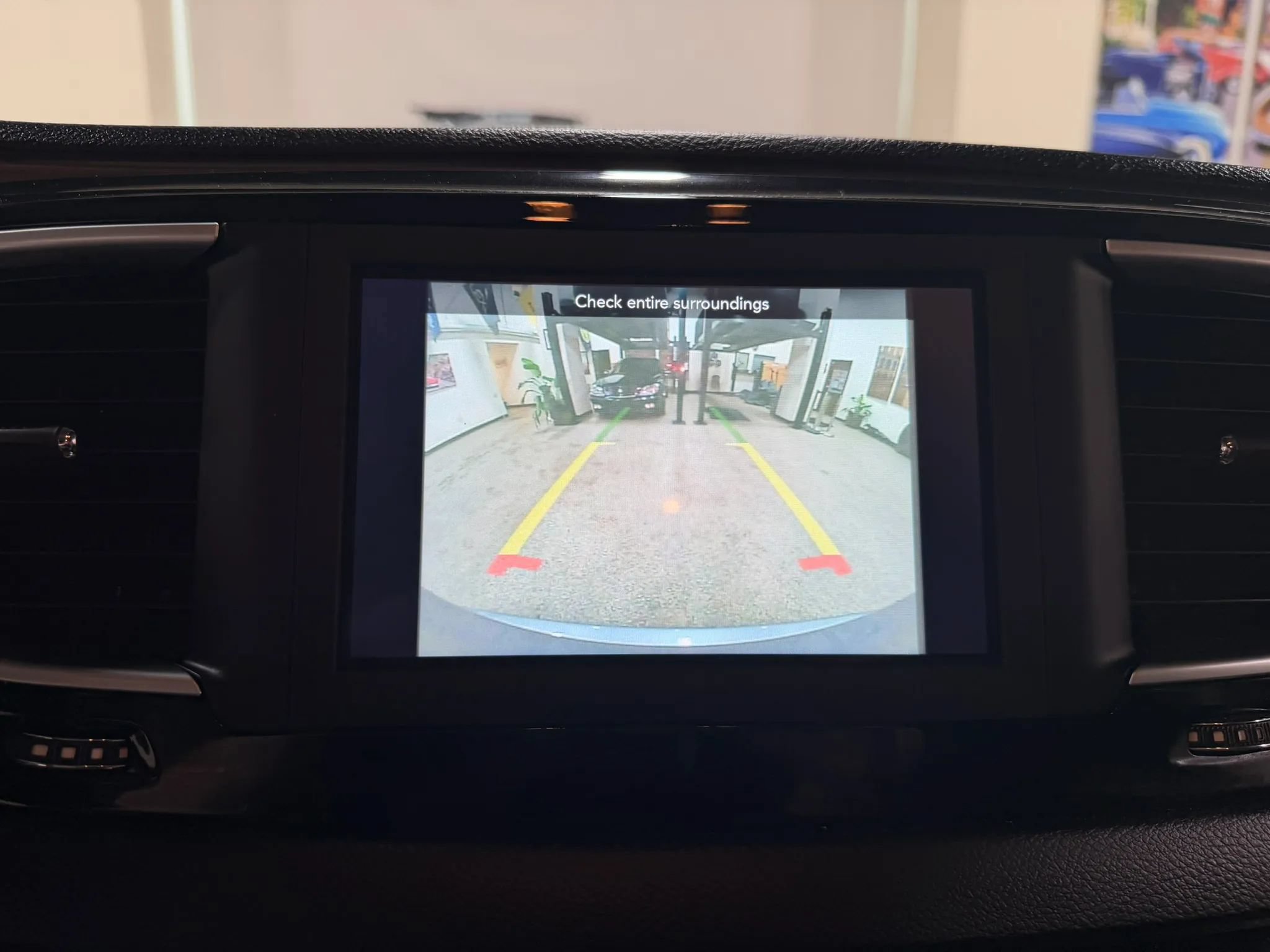 Used 2021 Chrysler Voyager L FWD image 43
