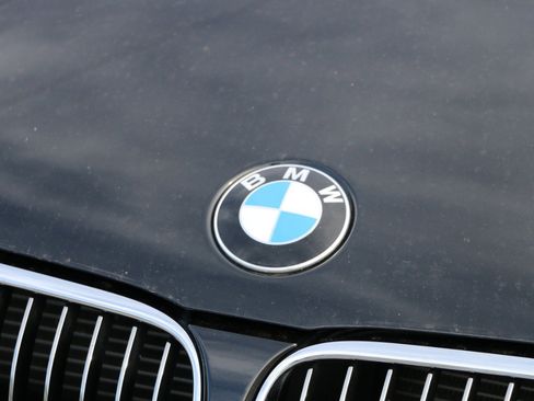 Used 2013 BMW 335i Convertible image 13