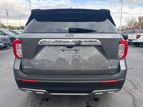 Used 2023 Ford Explorer XLT w/ Equipment Group 202A image 8