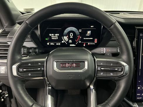 Certified 2025 GMC Acadia Elevation image 11