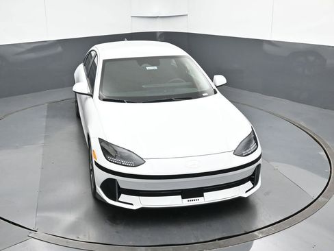 New 2025 Hyundai Ioniq 6 SE image 51
