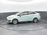 Used 2017 Ford Fiesta SE image 4