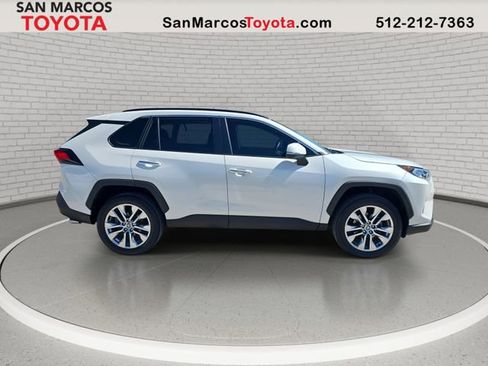 Used 2021 Toyota RAV4 Limited image 4