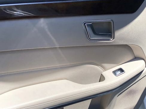 Used 2014 Mercedes-Benz E 350 4MATIC Sedan w/ Premium 1 Package image 10