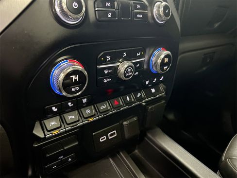 Used 2019 GMC Sierra 1500 SLT w/ SLT Premium Plus Package image 15