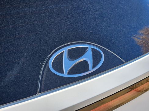 Used 2022 Hyundai Tucson Limited w/ Cargo Package image 38