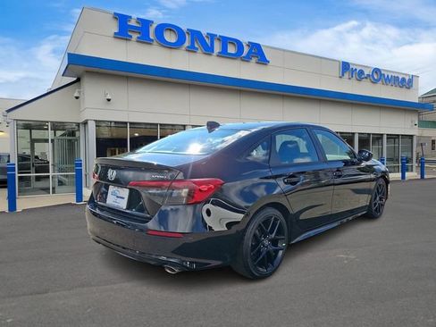 Used 2023 Honda Civic Sport image 4