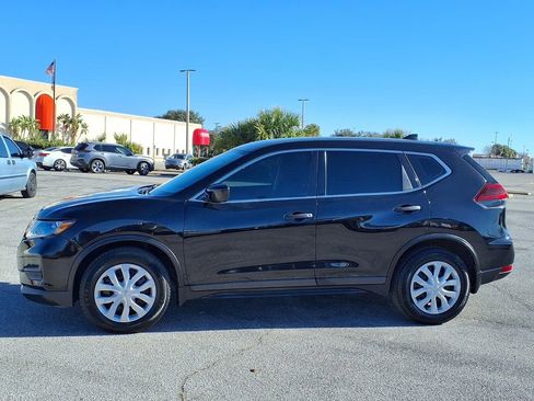 Used 2020 Nissan Rogue S image 4