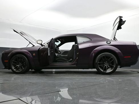 Used 2021 Dodge Challenger R/T Scat Pack RWD image 37